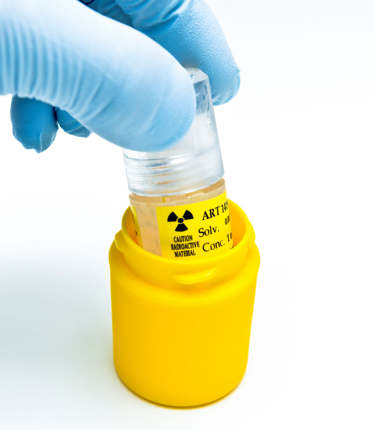Tracking an open source radioactive substance in a lab